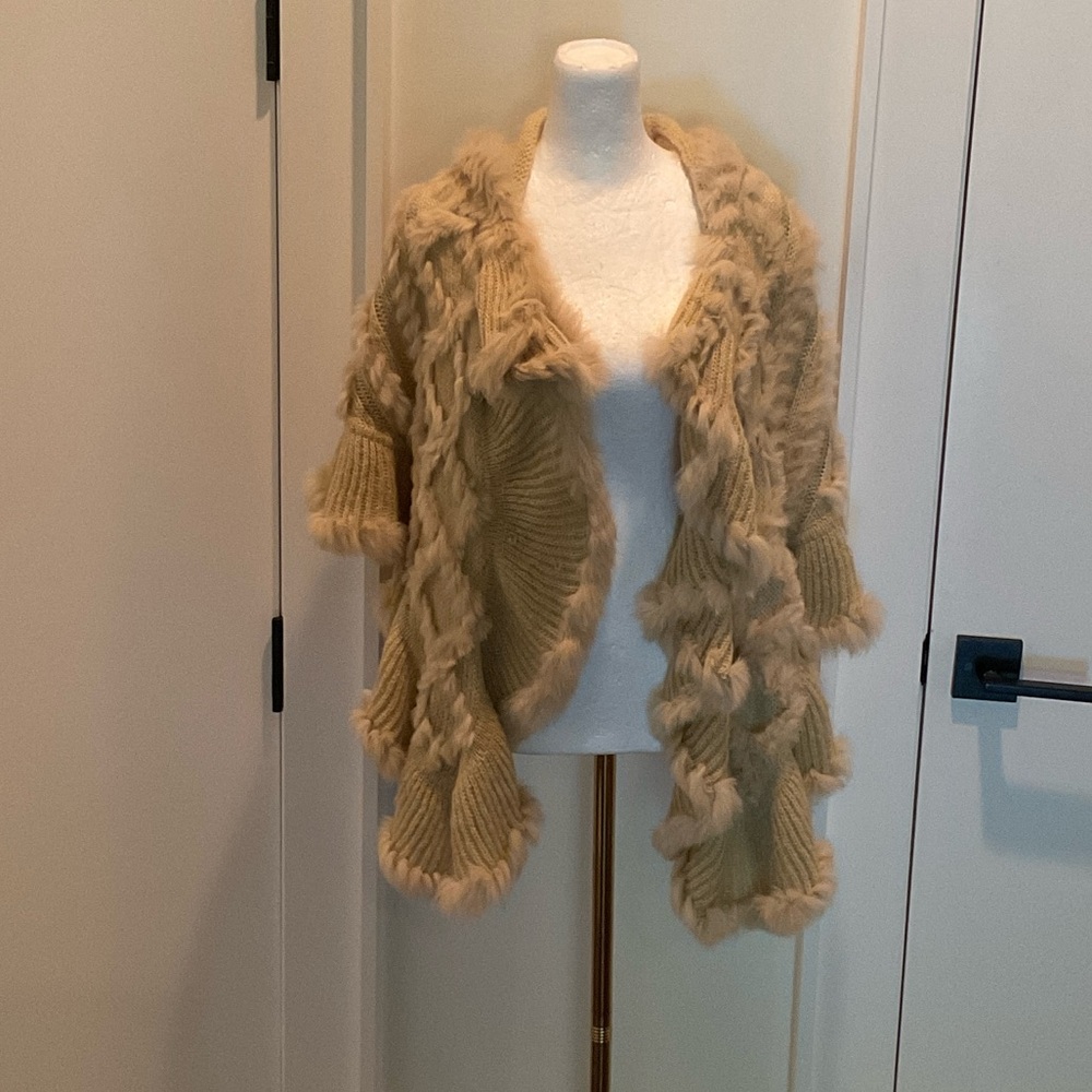 Adrienne Landau Tan Cape